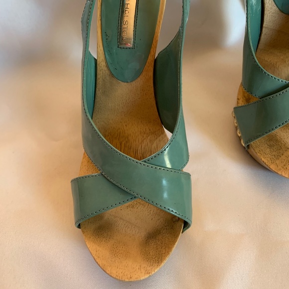 H by Halston Emma Heels In Blue Cloudy Color and Wood! - Picture 2 of 16